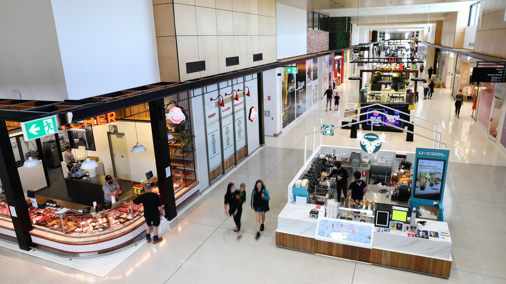 Port Adelaide Plaza looking East