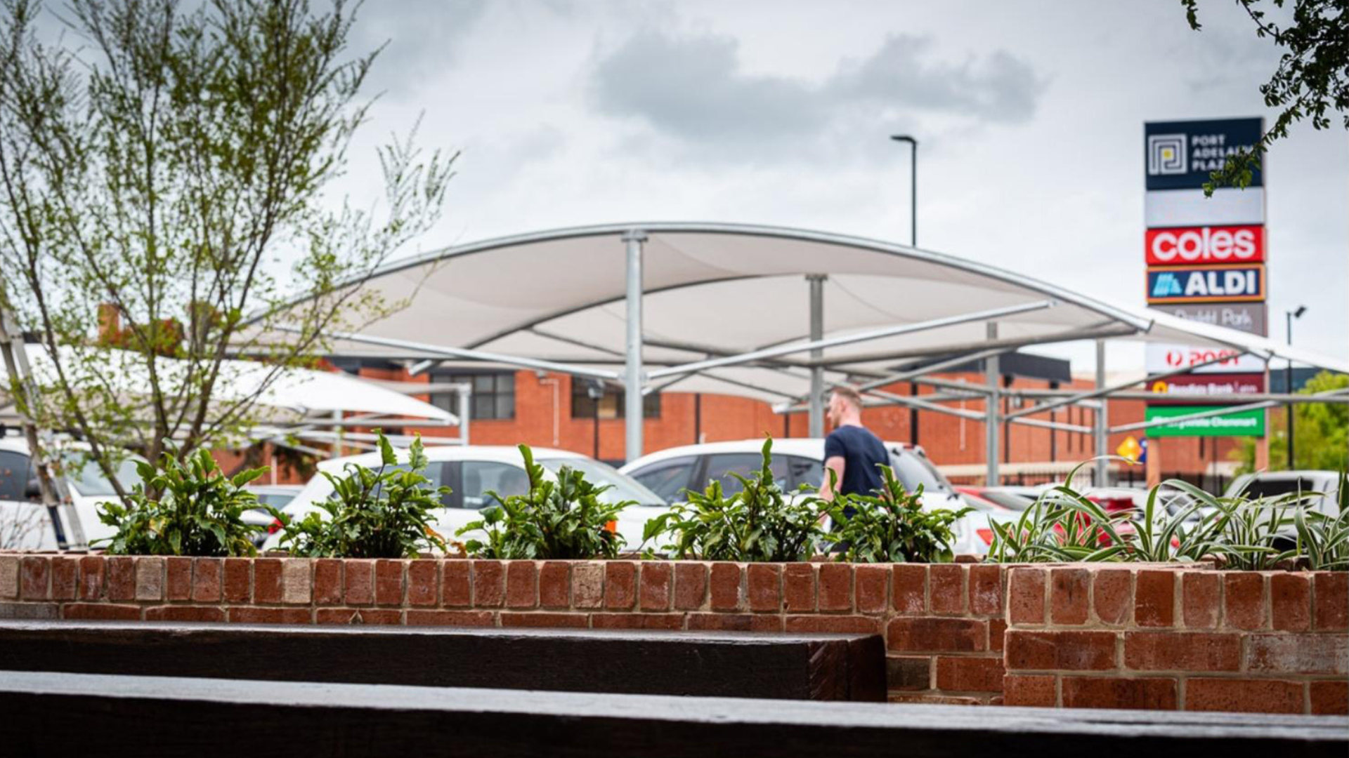 External_Signage nr Carprk